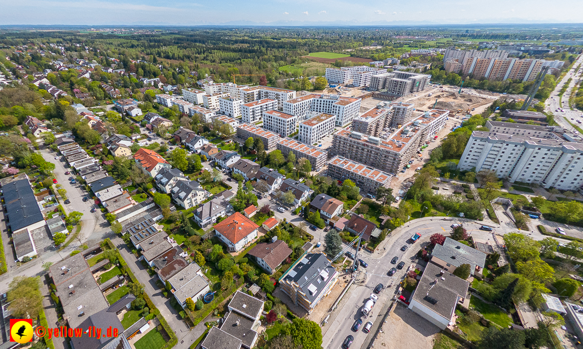 04.05.2023 - Luftbilder vom Alexisqaurtier und Pandion Verde in Neuperlach